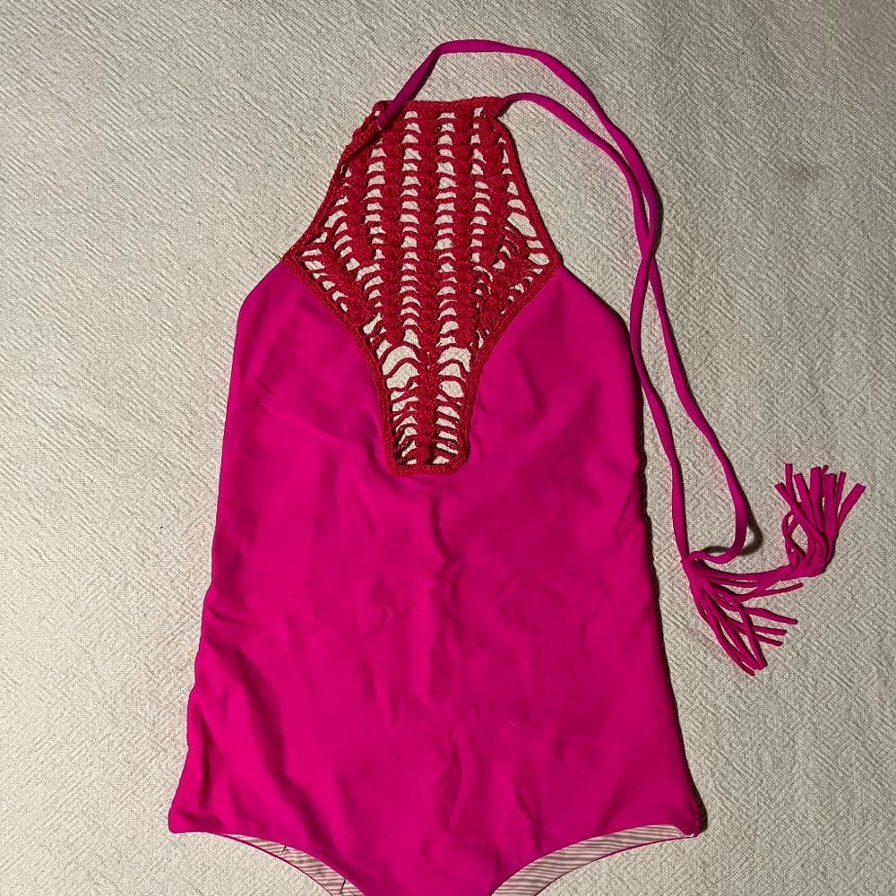 ACACIA (SMALL) one piece, neon pink w/crochet neck